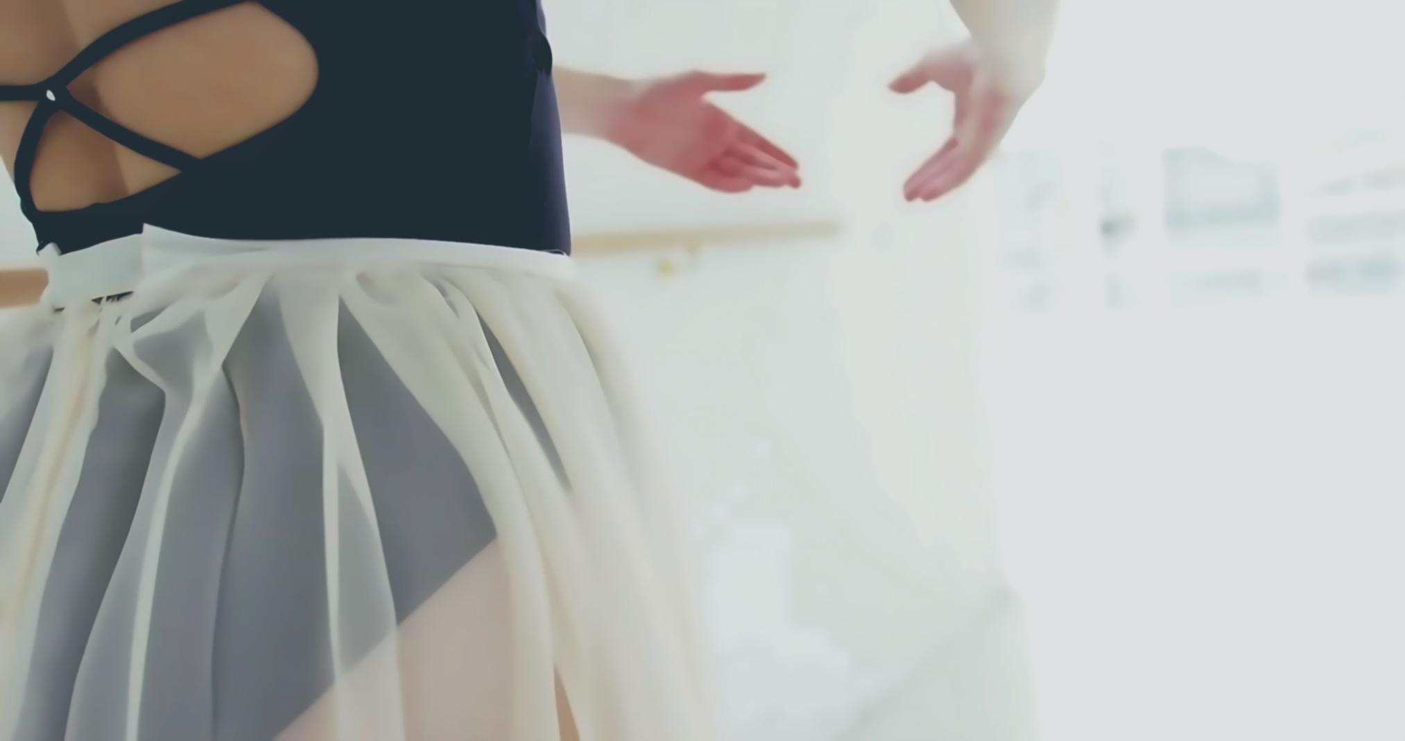 Танцювальний зал Flexorator з дзеркалами та професійним покриттям